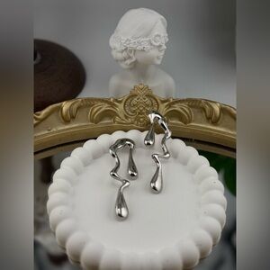 Modern Abstract Silver Drop  Earrings – Statement Sculptural Design